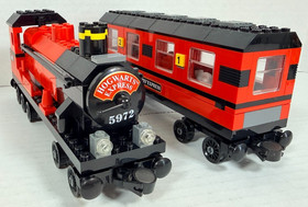 LEGO (4758) Harry Potter: Hogwarts Express - Complete w/ Box Manual Read Desc.