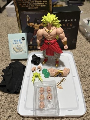 SH Figuarts Dragon Ball Z Beast Deities / Red Bolt Broly Fenrir SSJ3 RL005