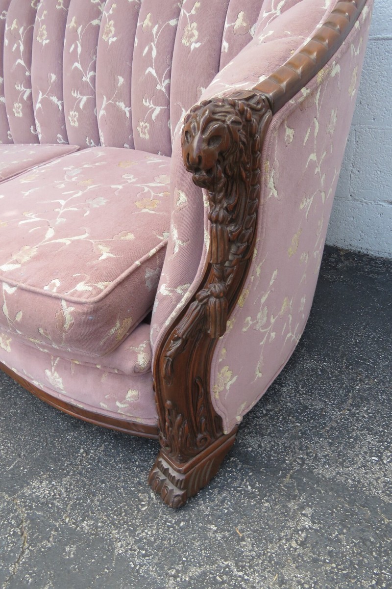 Victorian Early 1900s Hand Carved Lion Head Claw Feet Large