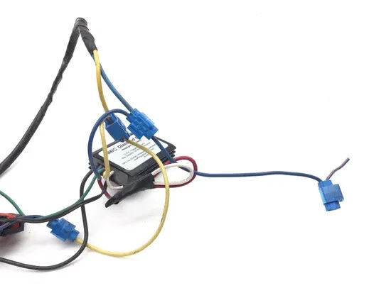 Arnés de luces principales 2009 Can-Am Spyder GS Roadster SE5 3030A REPUESTOS Foto 2 de 4