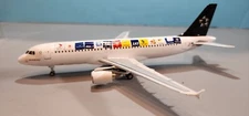 STARJETS 200 (DJAUA002) AUSTRIAN "STAR ALLIANCE" A320-200 1:200 SCALE MODEL