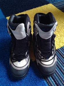 salomon boots contagrip