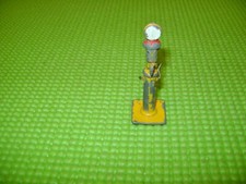 DINKY TOYS FRANCE 49A POMPE A ESSENCE TYPE COLONNE BLEUE