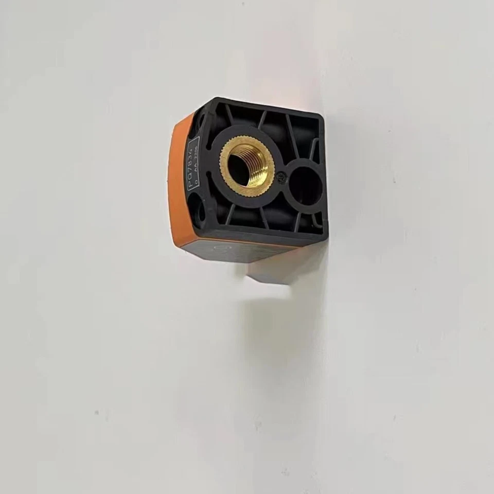 PQ7834 Brand New IFM PQ7834 pneumatic pressure sensor Free Shipping US Stock - Image 4 of 4