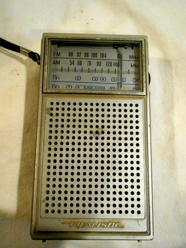 Realistic AM/FM/TV Transistor Radio Model 12-613A Works Great | eBay