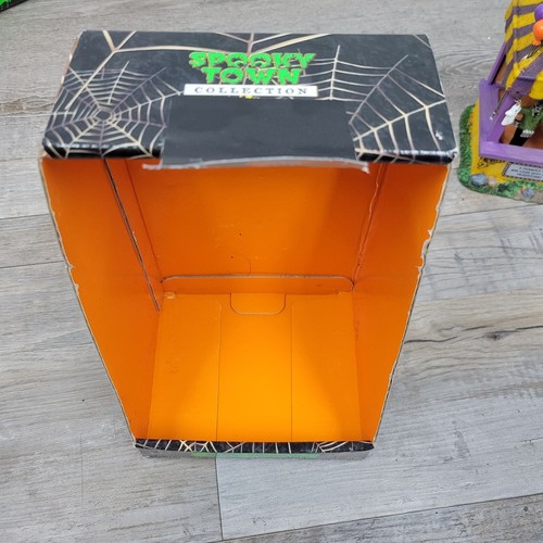 Lemax Spooky Town TIP THE TOMBSTONE Carnival Halloween Skeleton 03823 2010 - Picture 9 of 11