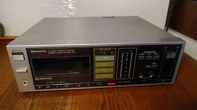 Sanyo D50 Stereo Kassettendeck Ersatzteile oder Reparaturprojekt One Touch Joint