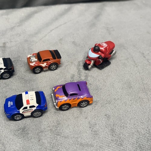 Lot of 7 Nano Speed Pull Back Friction Cars Motorcycle Police Car Hot Rod - 第 21/24 張圖片