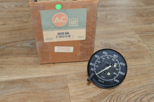 NOS GM 25050306 Speedometer Buick Park Avenue 1982-1984