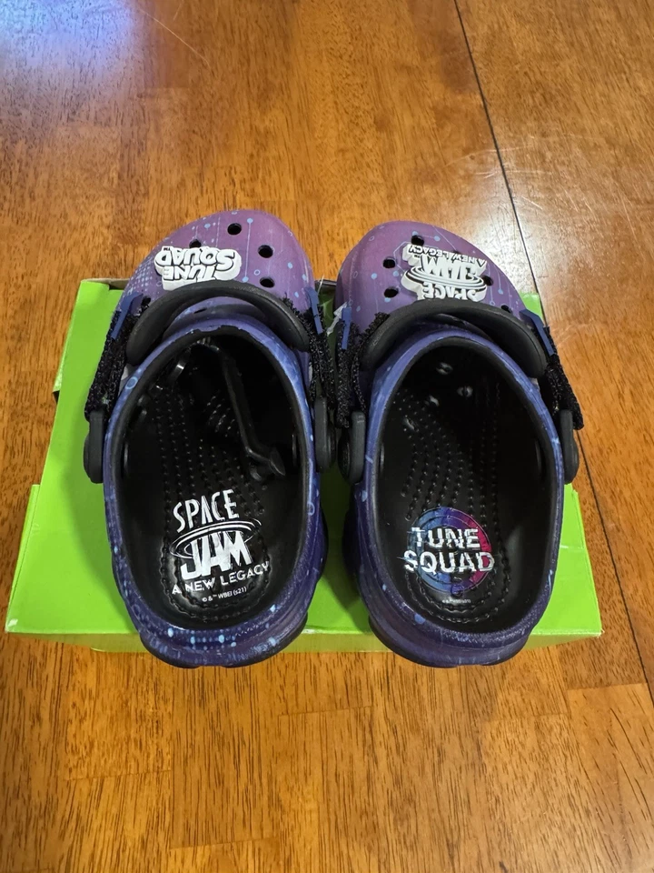 Space Jam Lebron James DS Todo Terreno Crocs Niños Talla 8C Totalmente Nuevo En Caja Raro Foto 3 de 4