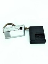 Sony Cyber-shot DSC-T10 Digital Camera