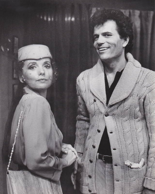 1981 Press Photo Actress Dawn Wells and Patrick Wayne star in "Romantic Comedy"