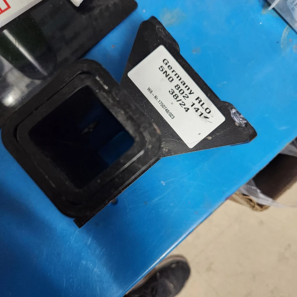 Nuevo enganche remolque refuerzo parachoques trasero volkswagen vw tiguan 2009-2018 Foto 4 de 4