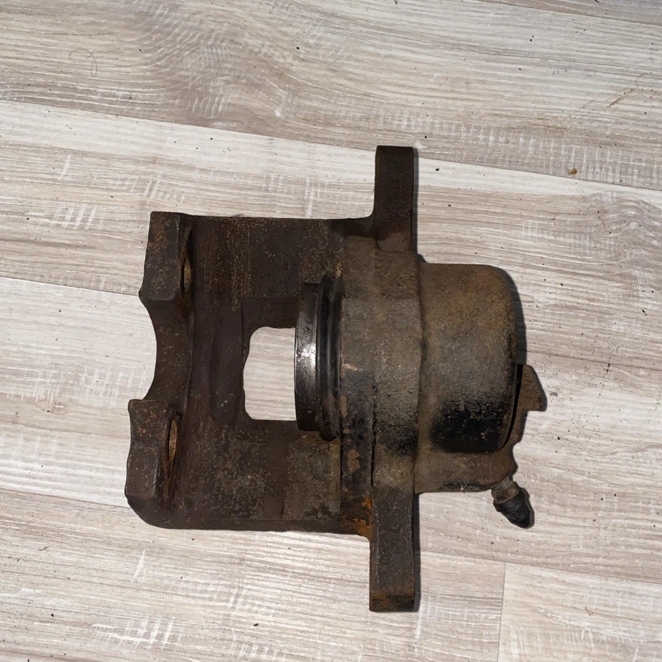 Pinza de freno delantera derecha Buick Reatta 1988-1991, Oldsmobile Tornado Pass OEM Foto 4 de 4