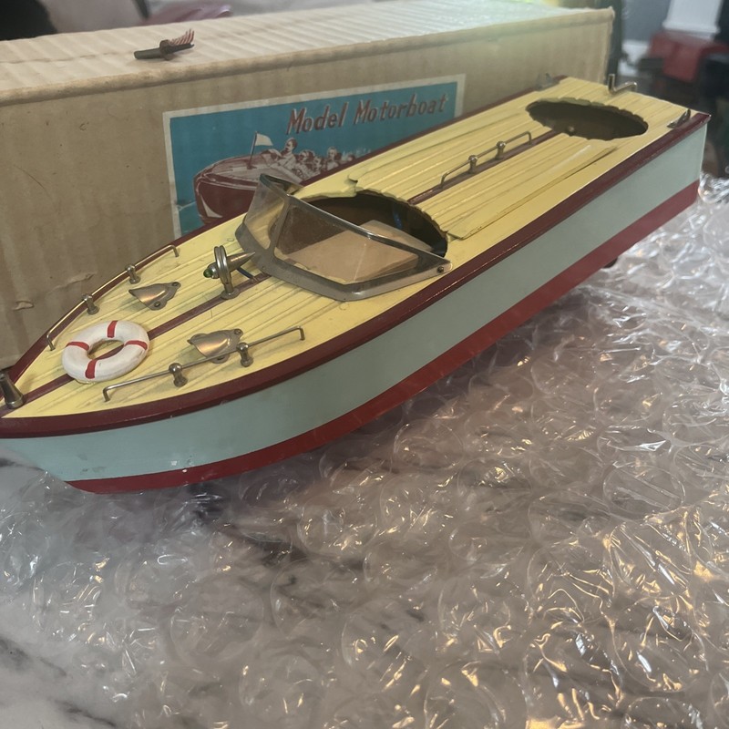 VINTAGE 1940s-50s ITO Speed Boat Japan wooden battery Operated  13"