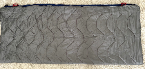ALPTREK Outdoor Abenteuer Decke 70" x 60" blau verstaubar waschbar Camping - Bild 8 von 9