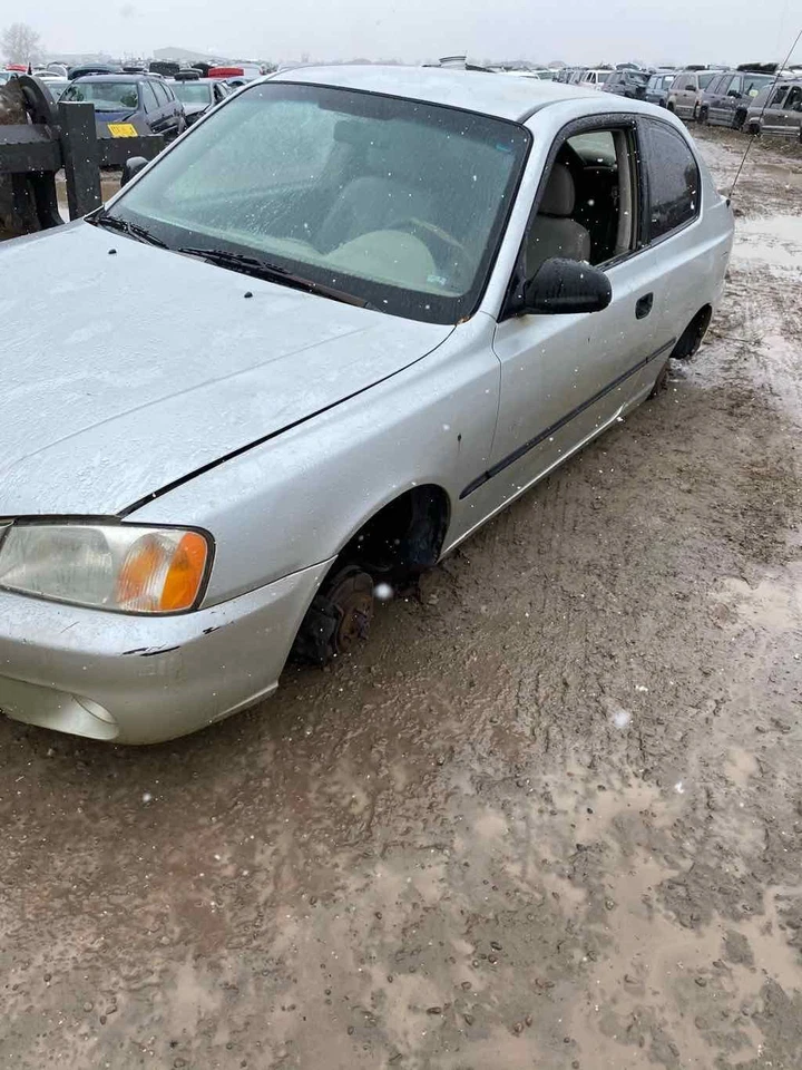 Used Alternator fits: 2001 Hyundai Accent  Grade A - Image 3 of 4