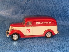 Ertl Publix 1938 Dairi Fresh Chevrolet Delivery Van Diecast Car 1:43 Loc FPD