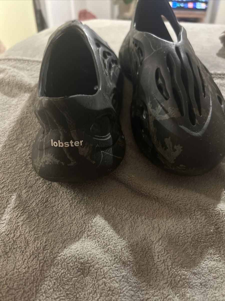 yeezy foam runner lobster