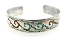 Unsigned Southwestern 925 Sterling Silver Crushed Stone Stamped Cuff Bracelet