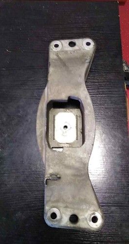 BMW 5ER E60 E61 RHD AUTOMATIKGETRIEBE HALTERUNG 6769634