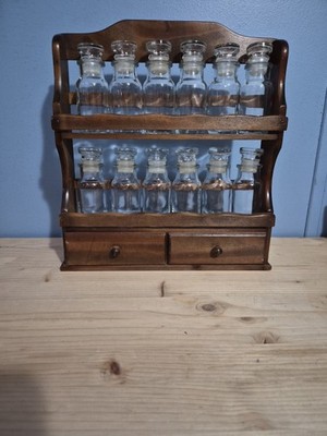 Brand New Vintage Spice Rack With 12 Spice Jars And New Never Used Labels