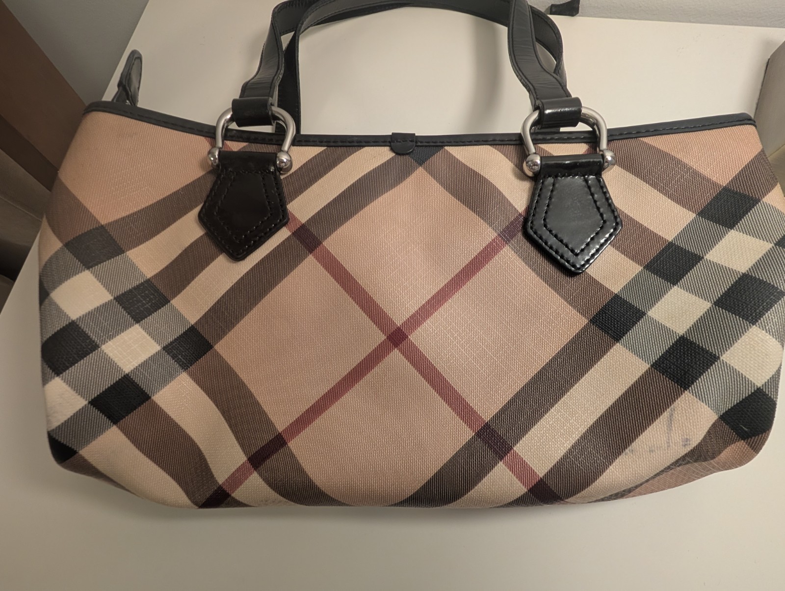 Burberry Nova Check Shoulder Bag thumbnail 6