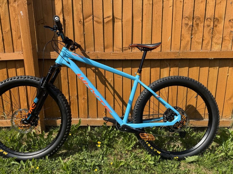 Whyte 905 Size Large Custom Built Mountain Bike