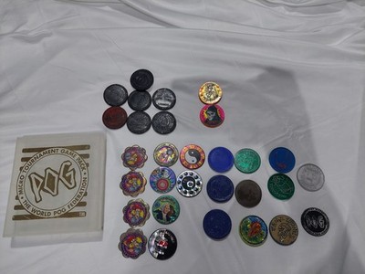 Konvolut Pog Slammer u.a. Koffer Metall Chupa Chups Power Rangers 90er Spielzeug