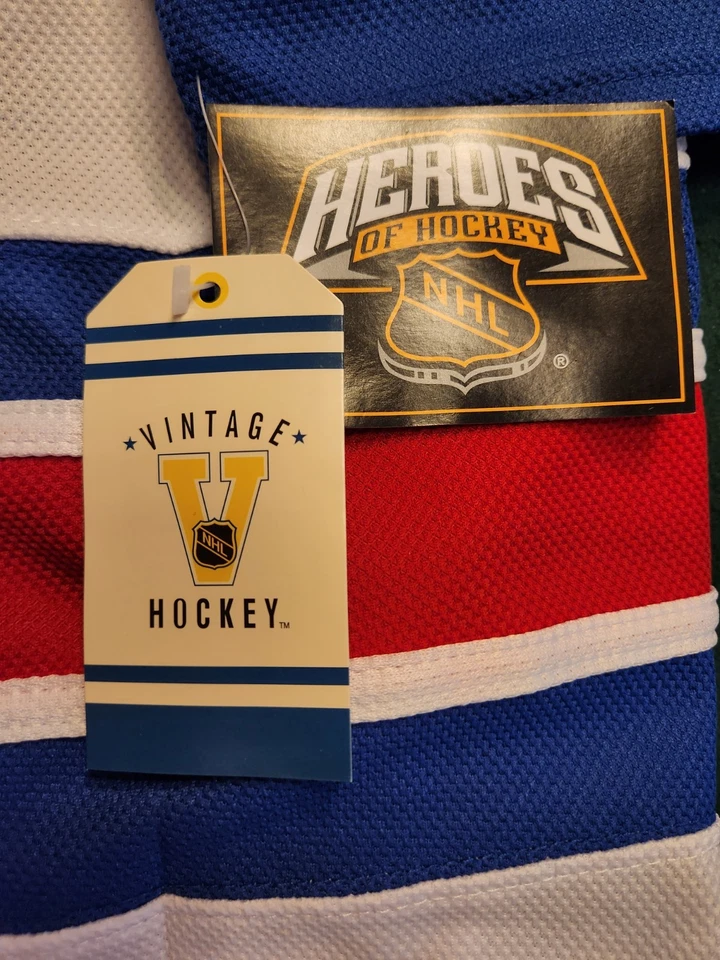 Camiseta Mark Messier 1994 "Throwback" CCM New York Rangers NOVA COM ETIQUETAS - Imagem 4 de 4