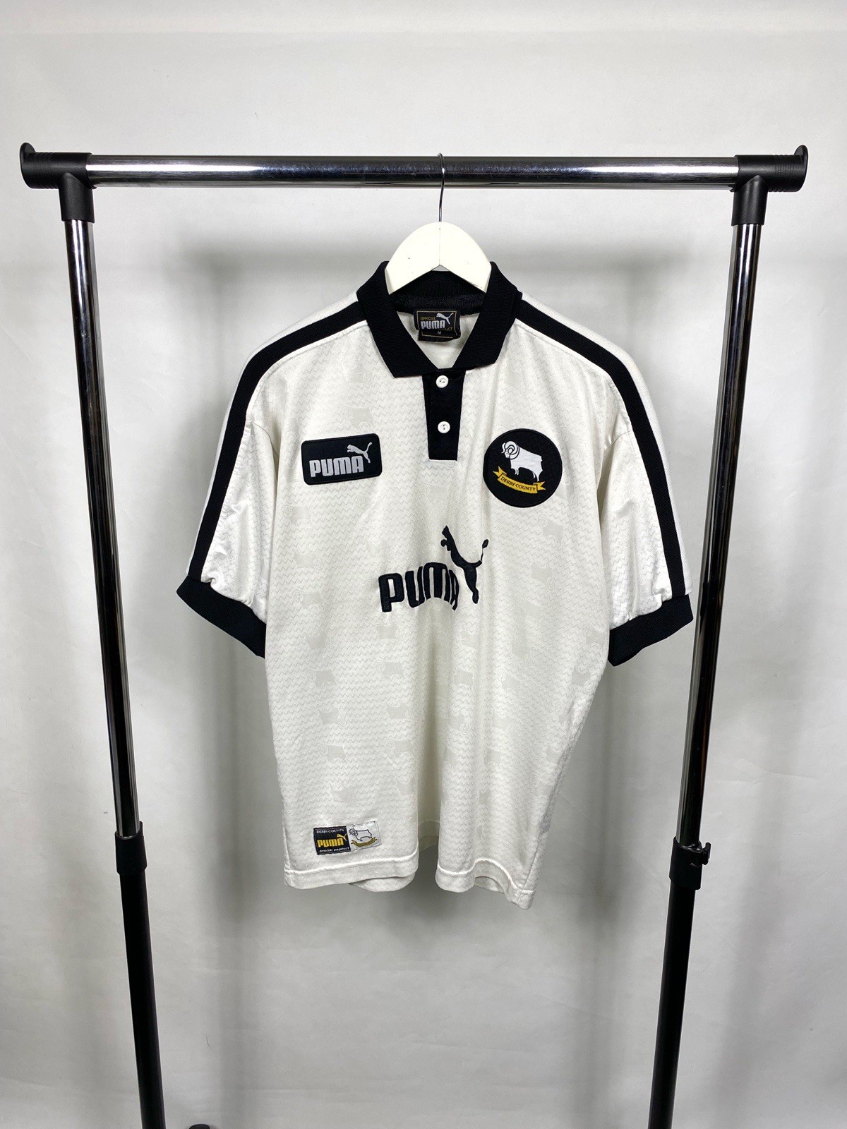 Vintage Derby County FC Home Football Shirt 1997/1998 Puma Size Medium