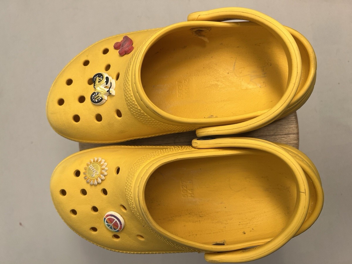 Yellow Crocs Unisex Size 11 Unbranded 1514557.jpg main image 2