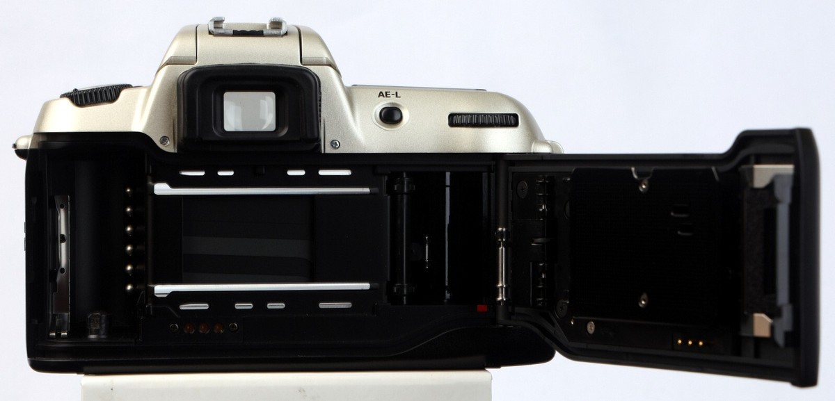 TMIB Nikon F60D Panorama AF 35mm Film SLR Camera Body Only c