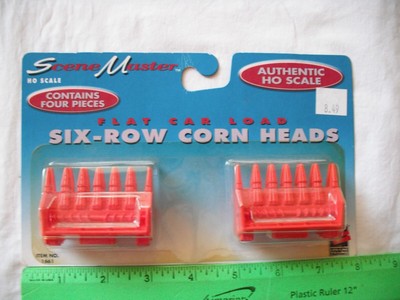 Life-Like 1661 Six-Row Corn Heads Flat Bed Car FlatCar Load, Farm, HO Scale