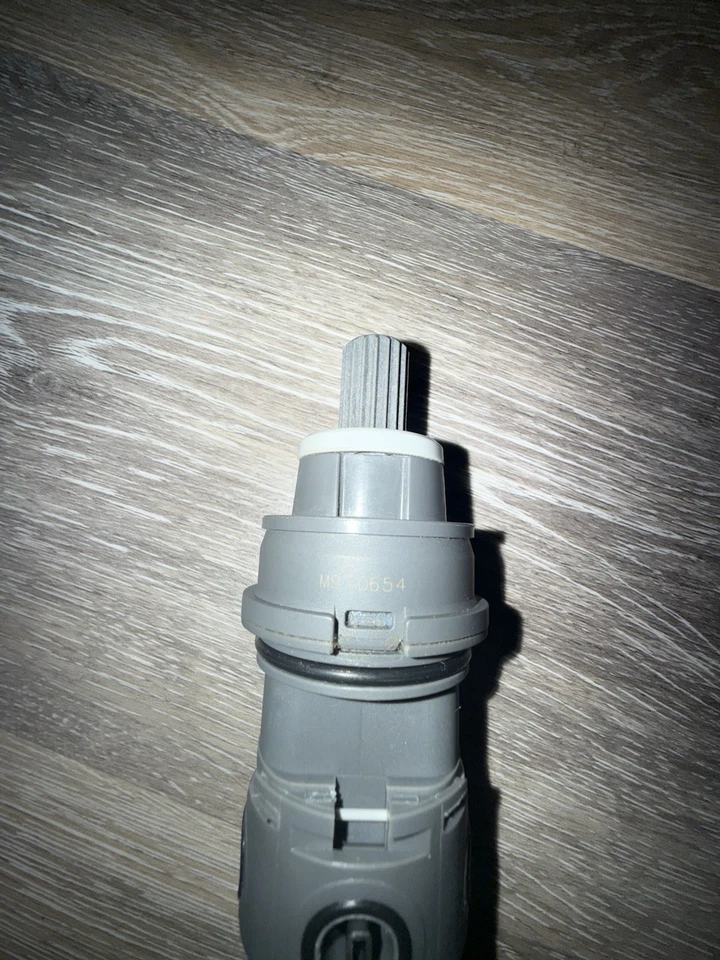 CARTUCHO - Cartucho de válvula American Standard M970654 - Presión de flash Foto 4 de 4