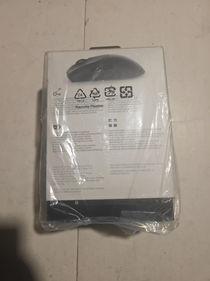 Alienware Tri-Mode Wireless Gaming Mouse - AW720M - BRAND NEW - Image 2 of 3