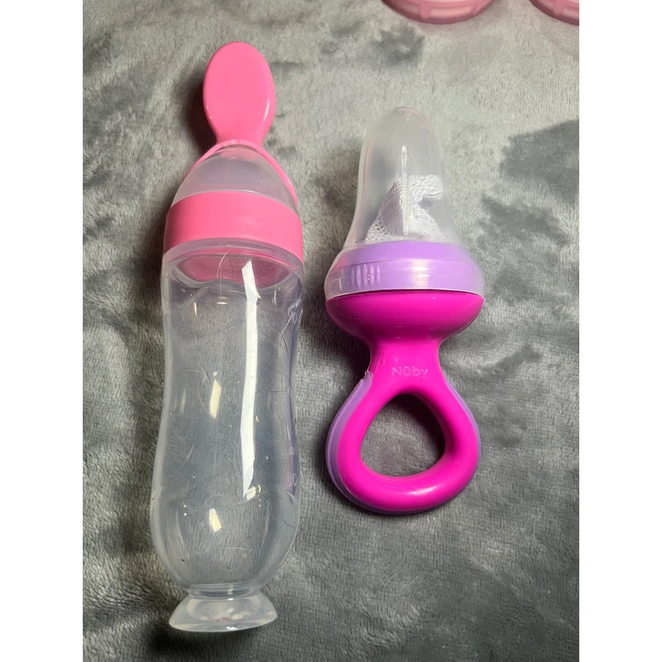 Lote de juegos de biberones MAM: anticólicos, biberones para recién nacidos y alimentador de alimentos Foto 2 de 4