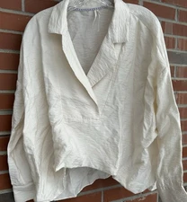 Anthropologie The Dylon Long Sleeve Wide Placket Top Cream Sz M