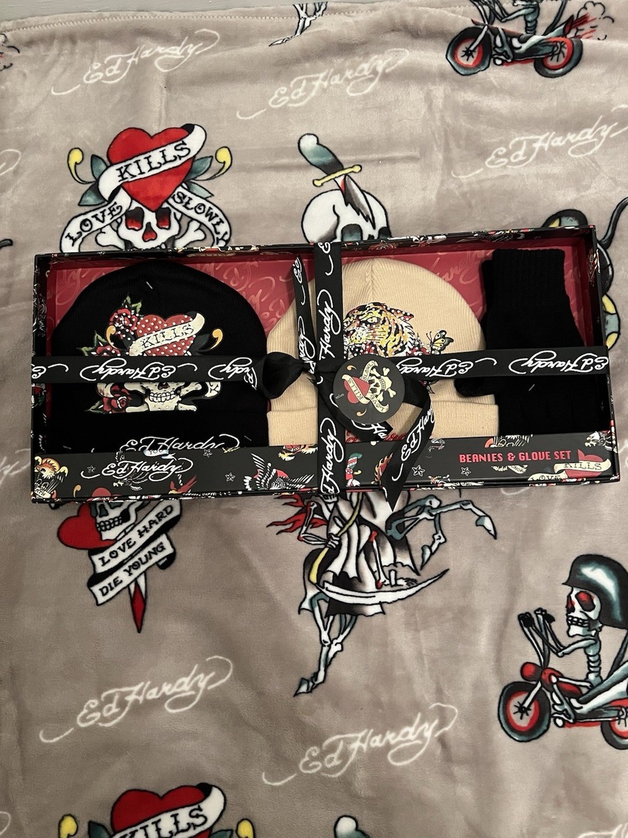 Ed Hardy Gift Set Beanies & Glove Rhinestone Love 3 Roses / Flaming Sculls Ed Hardy Gift Set Beanies & Glove Rhinestone Love 3 Roses  main image 2