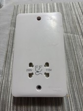schnieder bathroom wall shaver socket (230 & 115V) requires 47mm back box