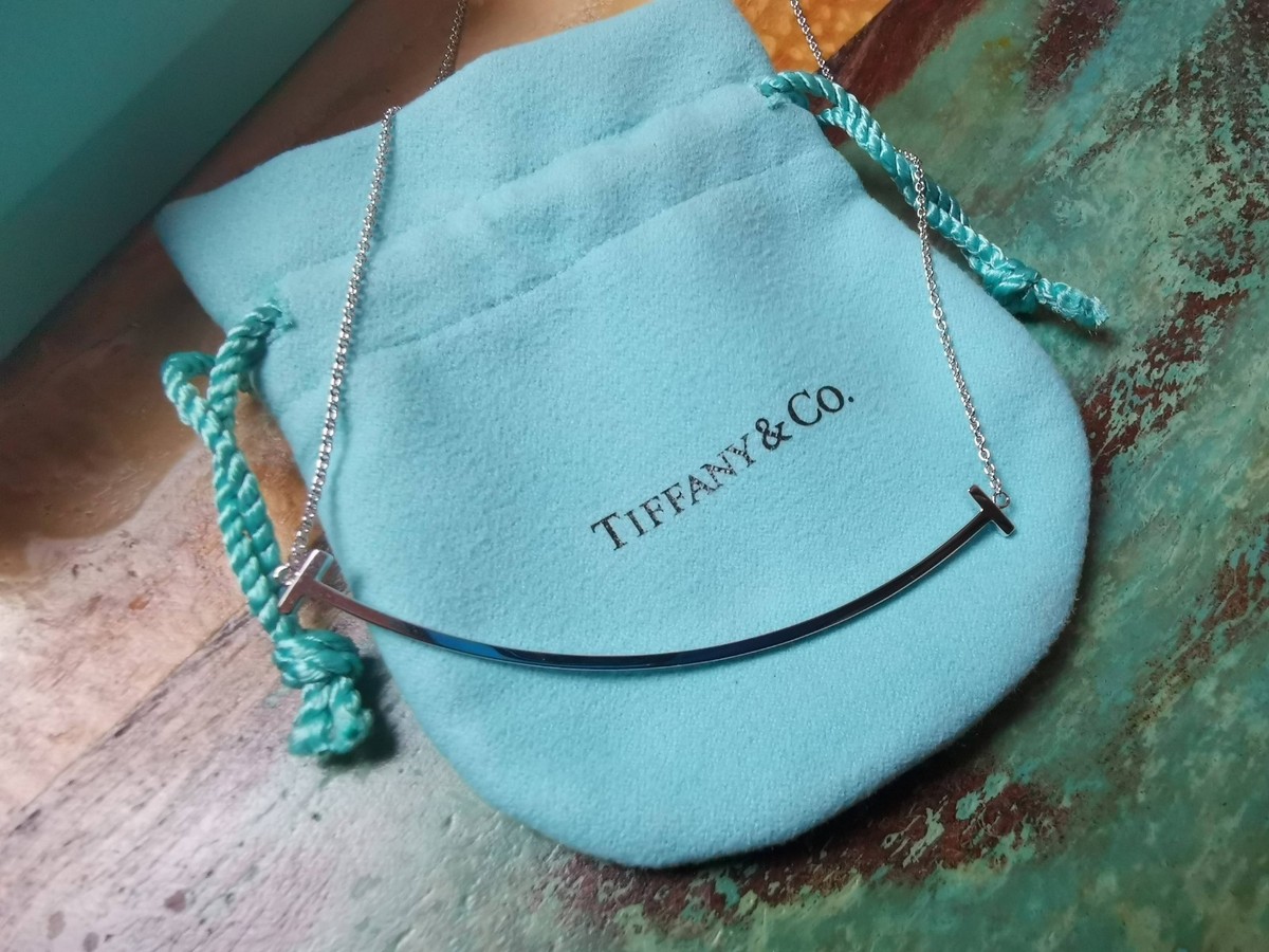 Tiffany & Co. Sterling Silver 925 Large T Smile Pendant Necklace 