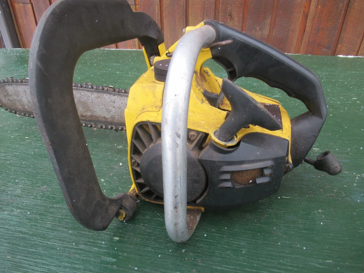 Vintage McCULLOCH MAC 110 Chainsaw Chain Saw with 12
