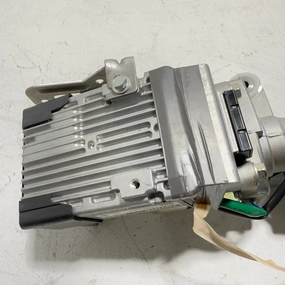 Módulo de control de potencia de columna de volante Lexus NX300 NX300H 2018-2019 FABRICANTE DE EQUIPOS ORIGINALES Foto 3 de 4