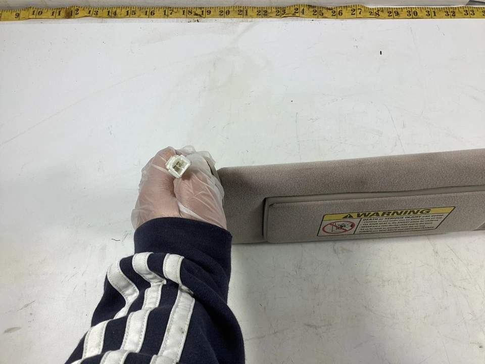 Jaguar XJ8 1998-2003 Vanden Plas lado izquierdo del conductor parasol con espejo retrovisor OEM. Foto 4 de 4