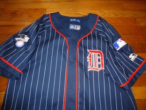 detroit tigers pinstripe jersey