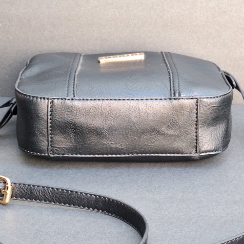 SAG HARBOR Purse Black Crossbody Handbag Good Condition - Picture 19 of 19