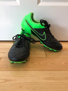 nike tiempo black green