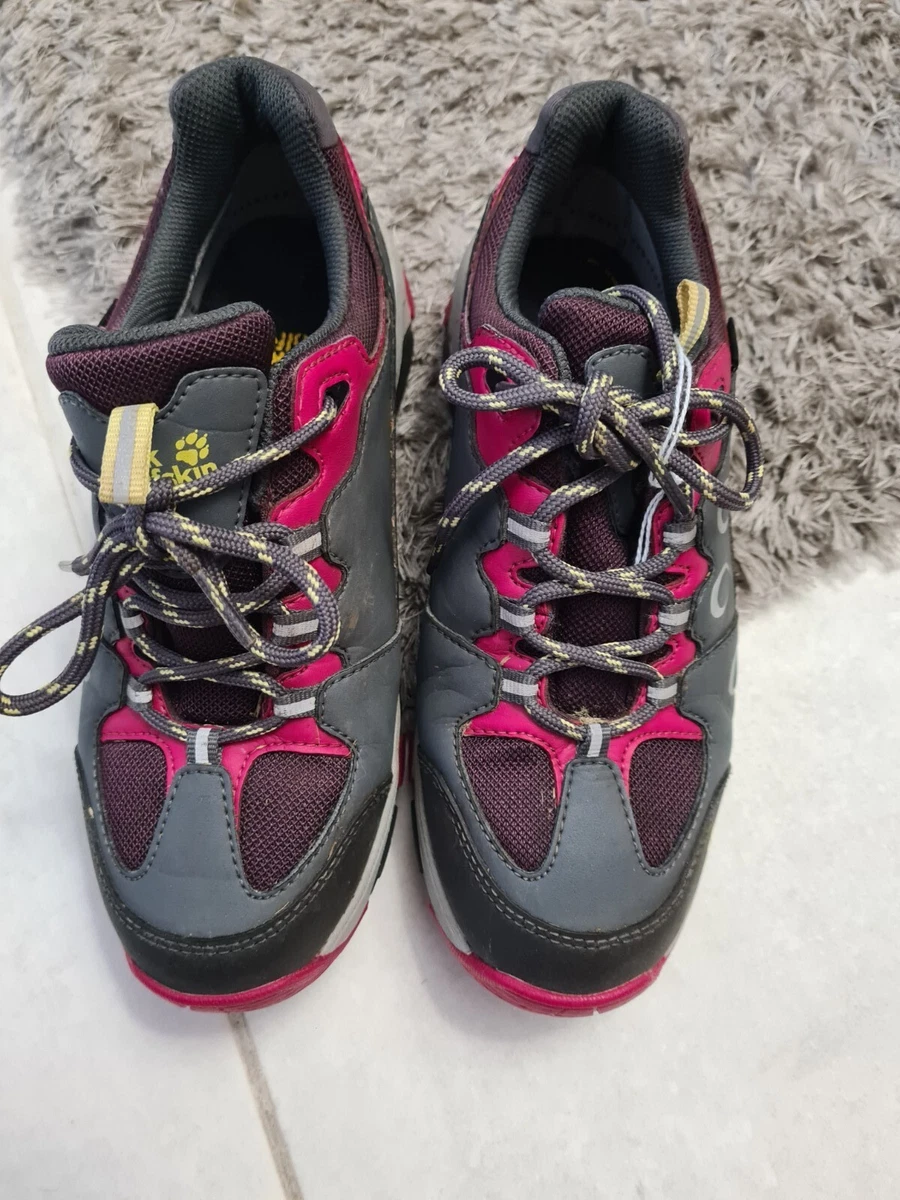 Childrens trainers deals size 2.5