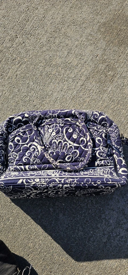 👍🏽 💵 Vera Bradley, Bolso Azul Marino y Blanco-Asas/Bolso de Hombro-Nuevo Bolso para Laptop Foto 2 de 4