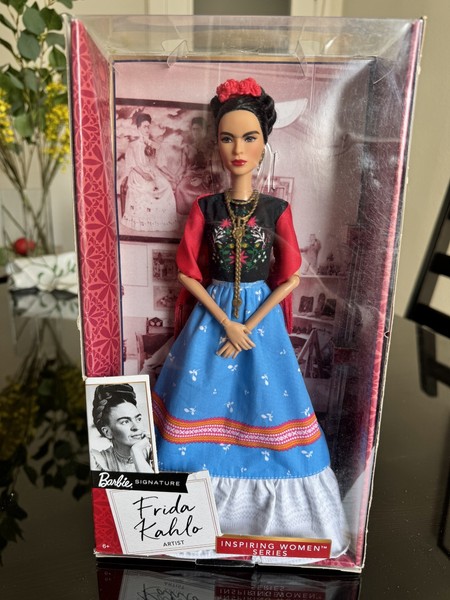 Barbie Frida Kahlo Inspiring Women Series Doll 2018 FJH65 NRFB